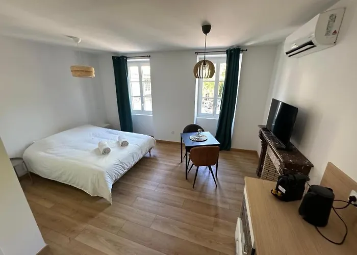 Comme A La Maison *